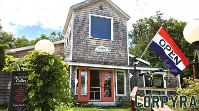 BUSINESS MONDAY: Spotlight on Hotchkiss Mobiles in West Stockbridge