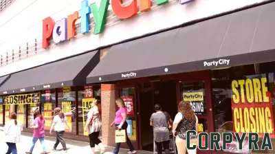 Dollar Stores Prepare to Attract Party City Shoppers