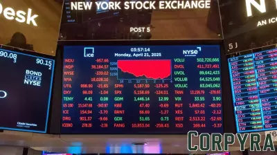 Economists Predict Likely Recession in 2025 Amid Mixed Economic Signals